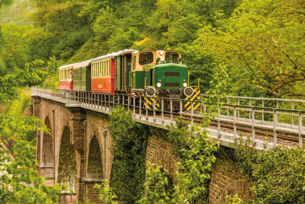 Nostalgische Bahnfahrt durch die Eifel